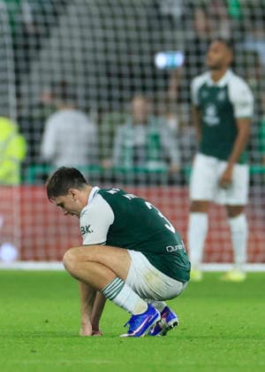 Hibernian v K.A.A. Gent UEFA Europa Conference League Adam Mayor of Hibernian looks dejected at full time during the UEFA Europa Conference League Play-Off Second Leg match at Easter Road, Edinburgh 27 08 2026 UK Newspapers OUT Copyright: xFredxPalmerx FIL-23844-0103