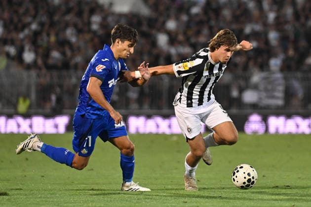 PARTIZAN vs GETAFE BOGDAN KOSTIC vs RAMON TERRATS football Partizan vs Gefafe UEFA Conference League qualifications match at Partizan stadium, Belgrade 27.08.2026 Foto: FOOTBALL, UEFA CONFERENCE LEAGUE QUALIFICATIONS, PARTIZAN, GETAFE Belgrade Partizan stadium Serbia Copyright: xMarkoxMetlas xMNxPressx