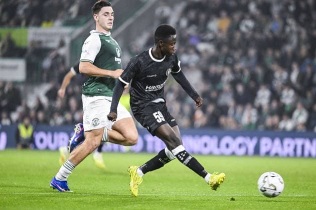 Hibernian s Adam Mayor and Gent s El Hadji Seck pictured in action during a soccer game between Scottish team Hibernian FC and Belgian soccer team KAA Gent, Thursday 27 August 2026 in Edinburgh, on the return leg of the play-off round for the UEFA Conference League league phase. TOMxGOYVAERT  x184519450x