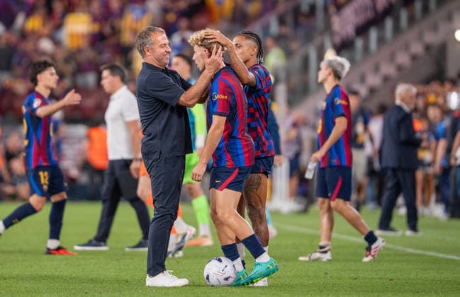 ESP LaLiga EA Sports FC Barcelona vs. Athletic Bilbao: Hansi Flick of FC Barcelona, Raphinha of FC Barcelona, and Fermin Lopez of FC Barcelona during the LaLiga EA Sports match between FC Barcelona and Athletic Bilbao, played at Spotify Camp Nou Stadium in Barcelona on August 27, 2026, in Spain. Spanish Soccer Copyright: xAgenciaxLOFx