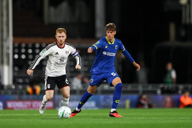 LONDON, ENGLAND, AUGUST 27: Harrison Reed during the Carabao Cup, English League Cup 2nd round match between Fulham and AFC Wimbledon at Craven Cottage in London, England. (Photo by Alex Ferrelly Sports Press Photo) Copyright: xAlexxFerrelly SportsxPressxPhotox Sportspressphoto_SPR217392