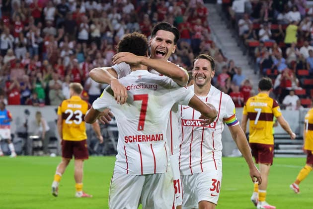 SC Freiburg celebrates Igor Matanovic s goal, making the score 3–1. SC Freiburg, 31, Germany, Soccer, UEFA Conference League, Playoffs, 2026–2027, SC Freiburg vs. Motherwell FC, August 27, 2026, Freiburg im Breisgau, Europa-Park Stadium, Germany Copyright: xGrantxHubbsx
