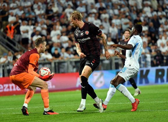 Rijeka, Croatia, 270826. Rujevica Stadium. The return match of the UEFA Conference League play-off, Rijeka - Midtjylland. Foto: Damir Skomrlj CROPIX Hrvatska Copyright: xxDamirxSkomrljx xCROPIXx rijeka_midtjylland11-270826