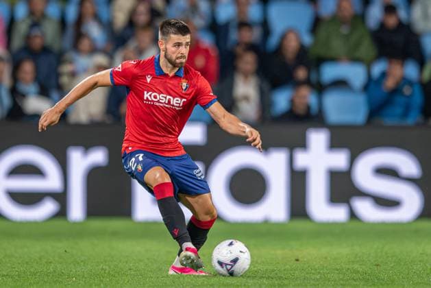 ESP RC Celta vs. CA Osasuna LaLiga EA Sports Sergio Herrera warms up during the LaLiga EA Sports match between RC Celta and CA Osasuna on August 27, 2026, played at ABANCA Balaidos Stadium, Spain Copyright: xLuisxLorenzox