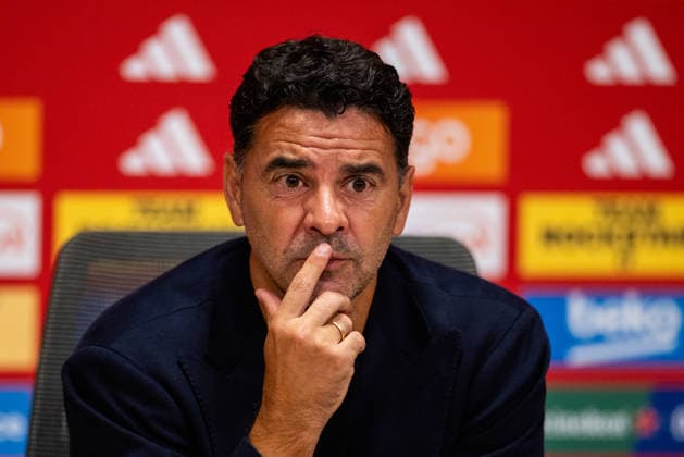 AMSTERDAM, NETHERLANDS - AUGUST 27: AFC Ajax head coach Michel attends a press conference, PK, Pressekonferenz after the UEFA Conference League 2026 27 Play Off Round Second Leg match between AFC Ajax and FC Sion at the Johan Cruijff ArenA on August 27, 2026 in Amsterdam, Netherlands.  Copyright: xRenexNijhuis MBxMediax