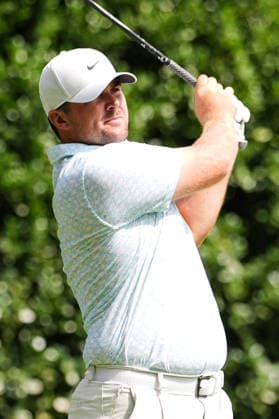 August 27, 2026, Atlanta, Georgia, USA: Chris Gotterup (USA) tees off the 12th hole during the first round of the 2026 TOUR Championship at East Lake Golf Club. PGA, Golf Herren 2026: TOUR Championship - Round 1  - ZUMAw109 20260827_fap_w109_014 Copyright: xDebbyxWongx