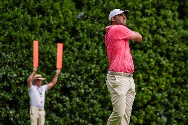 August 27, 2026, Atlanta, Georgia, USA: Scottie Scheffler (USA) tees off the 12th hole during the first round of the 2026 TOUR Championship at East Lake Golf Club. PGA, Golf Herren 2026: TOUR Championship - Round 1  - ZUMAw109 20260827_fap_w109_043 Copyright: xDebbyxWongx