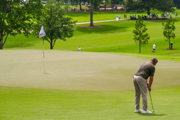 August 27, 2026, Atlanta, Georgia, USA: Gary Woodland (USA) putts the 11th green during the first round of the 2026 TOUR Championship at East Lake Golf Club. PGA, Golf Herren 2026: TOUR Championship - Round 1  - ZUMAw109 20260827_fap_w109_052 Copyright: xDebbyxWongx