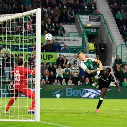 Hibernian v K.A.A. Gent UEFA Europa Conference League Jason Kerr of Hibernian scores his teams first goal during the UEFA Europa Conference League Play-Off Second Leg match at Easter Road, Edinburgh 27 08 2026 UK Newspapers OUT Copyright: xFredxPalmerx FIL-23844-0188