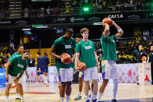 Brasil x República Dominicana BRASiLIA, DF - 27.08.2026: BRASIL X REPuBLICA DOMINICANA - Warm-up for the match between Brazil and the Dominican Republic, valid for the FIBA World Cup 2027 qualifiers, held at the Nilson Nelson Gymnasium in Brasilia. (Photo: Joao Pedro Carvalho Fotoarena) x3005759x  JoaoxPedroxCarvalho