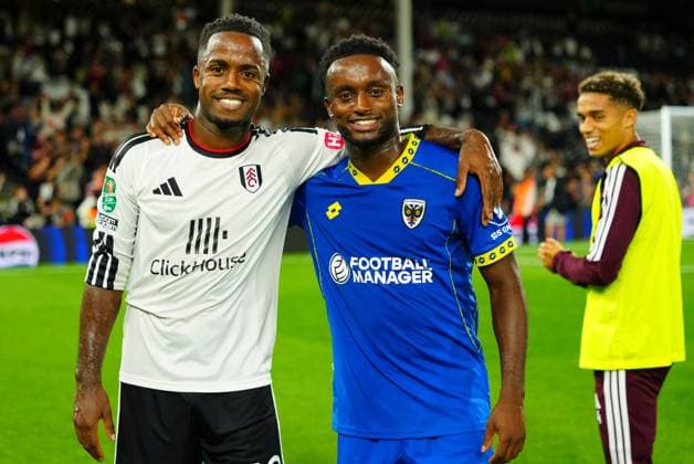 Ryan Sessegnon of Fulham poses for a photo with his brother Steven Sessegnon of AFC Wimbledon at full time as Josh King looks on Fulham v AFC Wimbledon, EFL Carabao Cup, Second Round, Football, Craven Cottage, London, UK - 27 Aug 2026London Craven Cottage United Kingdom EDITORIAL USE ONLY No use with unauthorised audio, video, data, fixture lists, club league logos or live services. Online in-match use limited to 120 images, no video emulation. No use in betting, games or single club league player publications.  Copyright: xJavierxGarcia Shutterstockx 17118946cg