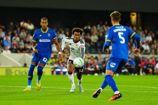 Oscar Bobb of Fulham Fulham v AFC Wimbledon, EFL Carabao Cup, Second Round, Football, Craven Cottage, London, UK - 27 Aug 2026London Craven Cottage United Kingdom EDITORIAL USE ONLY No use with unauthorised audio, video, data, fixture lists, club league logos or live services. Online in-match use limited to 120 images, no video emulation. No use in betting, games or single club league player publications.  Copyright: xJavierxGarcia Shutterstockx 17118946dz