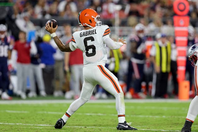 CLEVELAND, OH - AUGUST 27: Cleveland Browns quarterback Dillon Gabriel (6) throws a pass during the second quarter of the National Football League preseason game between the New England Patriots and Cleveland Browns on August 27, 2026, at Huntington Bank Field in Cleveland, OH. (Photo by Frank Jansky Icon Sportswire) NFL, American Football Herren, USA AUG 27 Patriots at Browns EDITORIAL USE ONLY Icon260827007
