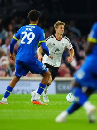 Joachim Andersen of Fulham Fulham v AFC Wimbledon, EFL Carabao Cup, Second Round, Football, Craven Cottage, London, UK - 27 Aug 2026London Craven Cottage United Kingdom EDITORIAL USE ONLY No use with unauthorised audio, video, data, fixture lists, club league logos or live services. Online in-match use limited to 120 images, no video emulation. No use in betting, games or single club league player publications.  Copyright: xJavierxGarcia Shutterstockx 17118946hu