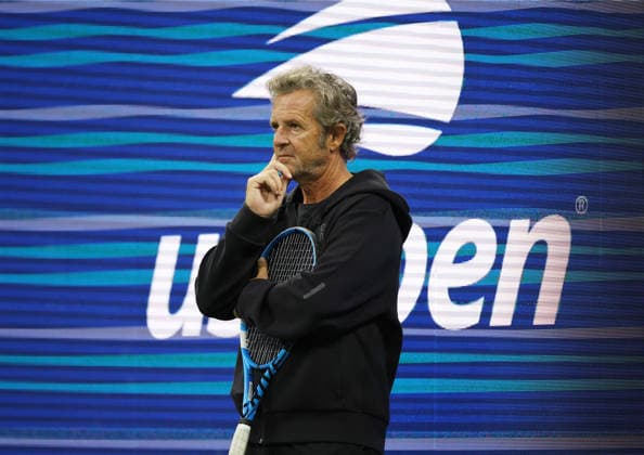 August 27, 2026, New York City, New York, USA: Coach of I. Swiatek - FRANCISCO ROIG of Spain, during practise session before US Open. New York, USA. Tennis: US Open - Francisco Roig  - ZUMAc278 20260827_zsp_c278_004 Copyright: xMarcinxCholewinskix