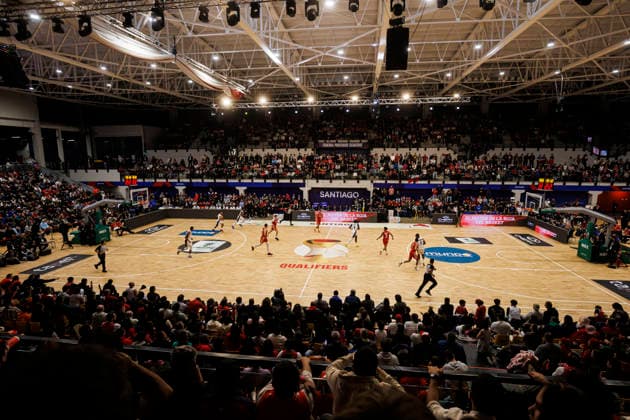 Chile v USA - FIBA World Cup 2027 Americas Qualifier Santiago, Chile - 27 August: General view of the Centro de Deportes Colectivos stadium during the FIBA World Cup 2027 Americas Qualifiers Group E game between Chile and USA at Centro de Deportes Colectivos on August 27, 2026 in Santiago, Chile Santiago Centro de Deportes Colectivos Region Metropolitana de Santiago Chile Copyright: xLatinxSportxImagesx