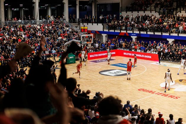 Chile v USA - FIBA World Cup 2027 Americas Qualifier Santiago, Chile - 27 August: General view of the Centro de Deportes Colectivos stadium during the FIBA World Cup 2027 Americas Qualifiers Group E game between Chile and USA at Centro de Deportes Colectivos on August 27, 2026 in Santiago, Chile Santiago Centro de Deportes Colectivos Region Metropolitana de Santiago Chile Copyright: xLatinxSportxImagesx