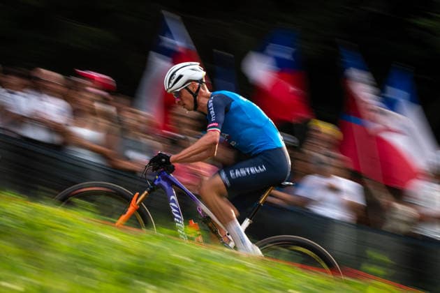 UCI MTB World Championship, WM, Weltmeisterschaft Thursday - Val Di Sole 2026 VAL DI SOLE, ITALY - AUGUST 27: Elite men riders compete during the Men s Elite Short Track race at the UCI Mountain Bike World Championships Val di Sole 2026 on August 27, 2026 in Val di Sole, Italy. Val di Sole Italy  Copyright: xFilipxBezdÄ›kx originalFilename:bezdek-notitle260827_npw8N.jpg