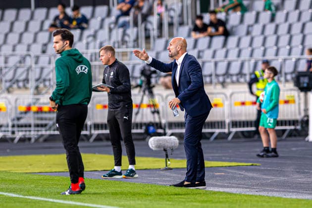 UEFA Europa League play-offs, 2nd leg – Kauno Žalgiris vs Besiktas at Dariaus ir Gireno Stadium, Kaunas, Lithuania. Zeliko Sopic reacts during the UEFA Europa League play-offs second leg match between Kauno Zalgiris and Besiktas at Dariaus ir Gireno Stadium in Kaunas, Lithuania. Kaunas Kaunas Lithuania
