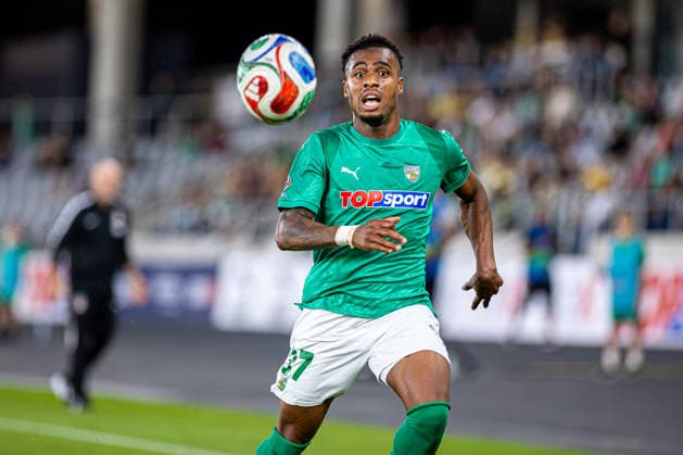 UEFA Europa League play-offs, 2nd leg – Kauno Žalgiris vs Besiktas at Dariaus ir Gireno Stadium, Kaunas, Lithuania. Nosa Edokpolor goes after the ball during the UEFA Europa League play-offs second leg match between Kauno Zalgiris and Besiktas at Dariaus ir Gireno Stadium in Kaunas, Lithuania. Kaunas Kaunas Lithuania