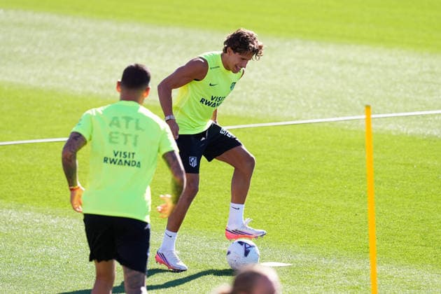 August 28, 2026, Madrid, Madrid, Spain: Giuliano Simeone during a training session of Atletico de Madrid ahead the Spanish League, LaLiga EA Sports, match against Sevilla FC at Ciudad Deportiva Wanda Atletico de Madrid on August 28, 2026, in Madrid, Spain. Atletico De Madrid Training Session - Laliga Ea Sports  - ZUMAa181 20260828_zaa_a181_026 Copyright: xDennisxAgyemanx