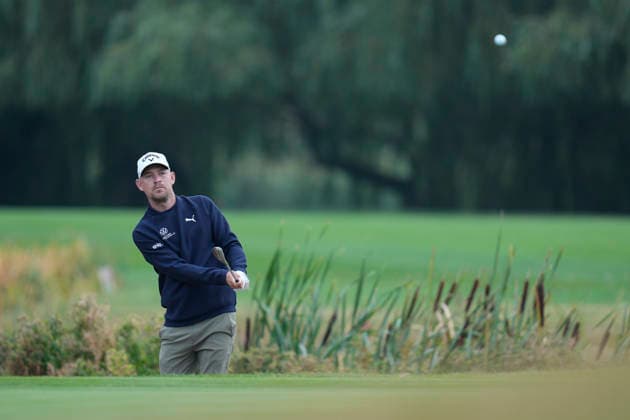 SUTTON COLDFIELD, ENGLAND - AUG 28: Jeff Winther (DEN) chips to the 8th green during the completion of the delayed Round 1 at the 2026 Husqvarna British Masters at The Belfry, Sutton Coalfield on August 28, 2026 in Warwickshire, England The 2026 Husqvarna British Masters
