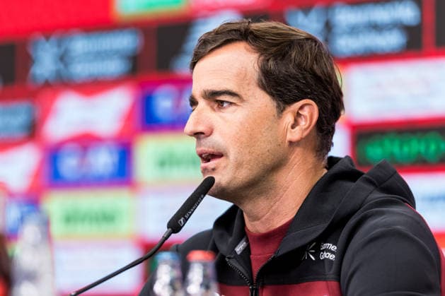 LEVERKUSEN, GERMANY - AUGUST 28: Carles Martinez (Head Coach Bayer 04 Leverkusen) during the pre game press conference, PK, Pressekonferenz before the Bundesliga match between Bayer 04 Leverkusen and SV Elversberg at BayArena on August 28, 2026 in Leverkusen, Germany. DFL REGULATIONS PROHIBIT ANY USE OF PHOTOGRAPHS AS IMAGE SEQUENCES AND OR QUASI-VIDEO. North Rhine Westphalia Germany Copyright: xSteffiexWunderlx