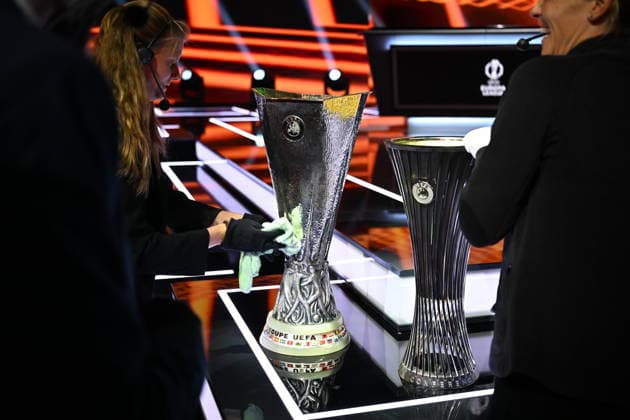 UEFA Europa League and Conference League 2026 27 League Phase Draws MONACO, MONACO - AUGUST 28: Staff members clean the UEFA Europa League trophy ahead of the draw at the Grimaldi Forum in Monaco on August 28, 2026.??????? Mustafa Yalcin Anadolu Monaco France. Editorial use only. Please get in touch for any other usage.  Copyright: x2026xAnadoluxMustafaxYalcinx