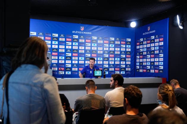 August 28, 2026, Madrid, Madrid, Spain: Diego Pablo Simeone, head coach of Atletico de Madrid, attends his press conference, PK, Pressekonferenz during a training session of Atletico de Madrid ahead the Spanish League, LaLiga EA Sports, match against Sevilla FC at Ciudad Deportiva Wanda Atletico de Madrid on August 28, 2026, in Madrid, Spain. Atletico De Madrid Training Session And Press Conference - Laliga Ea Sports  - ZUMAa181 20260828_zaa_a181_056 Copyright: xDennisxAgyemanx