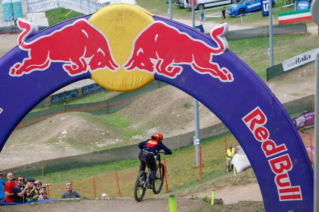 TRENTO, ITALY, AUGUST 28: Cristina Menendez Gonzalez of Spain in action during the UCI Mountain Bike World Championships Women s and Men s Elite Downhill qualifiers at Val di Sole on August 28, 2026, in Trento, Italy. Trento, Val di Sole, Trento, Italy Copyright: xJustPictures.ch FrancescoxMinghettix jp-en-EuSpIm-JP6_FRM_UCIWC_WMNDH_28_Aug_000169