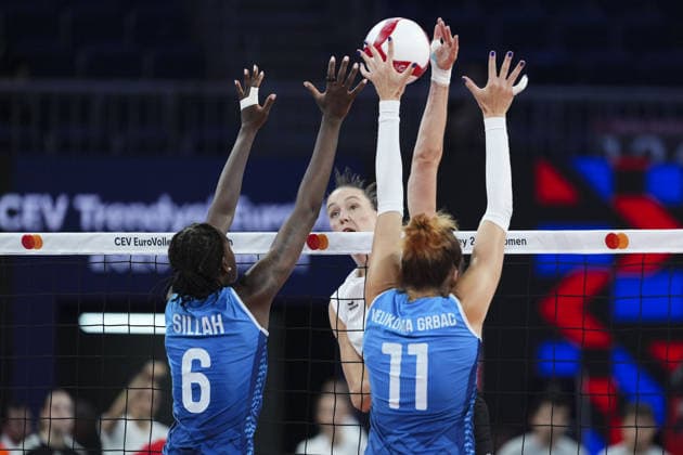 Slovenia v Hungary - CEV EuroVolley 2026 ISTANBUL, TURKIYE - AUGUST 28: Mirt Velikonja Grbac (11) of Slovenia in action against Fatoumatta Sillah (6) of Hungary during the CEV EuroVolley 2026 Women Group A match between Slovenia and Hungary at Sinan Erdem Dome in Istanbul, Turkiye on August 28, 2026. Bunyamin Celik Anadolu Istanbul Turkey. Editorial use only. Please get in touch for any other usage.  Copyright: x2026xAnadoluxBunyaminxCelikx