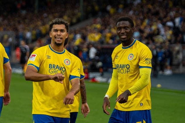 Deutschland: Fussball 2. Bundesliga, 3. Spieltag 2026 2027, Eintracht Braunschweig - Hertha BSC am 28.08.2026 in Braunschweig (Eintracht-Stadion): Tor zum 1:0 Yann Sturm (Eintracht Braunschweig, 7) Jubel, Freude, Torjubel, Emotionen *** German Soccer 2. Bundesliga, Matchday 3, 2026–2027, Eintracht Braunschweig vs. Hertha BSC on August 28, 2026, at Eintracht Stadium in Braunschweig. Goal: 1–0 by Yann Sturm (Eintracht Braunschweig), 7: Cheering, joy, goal celebration, emotions Copyright: xSvenxHeidmannx