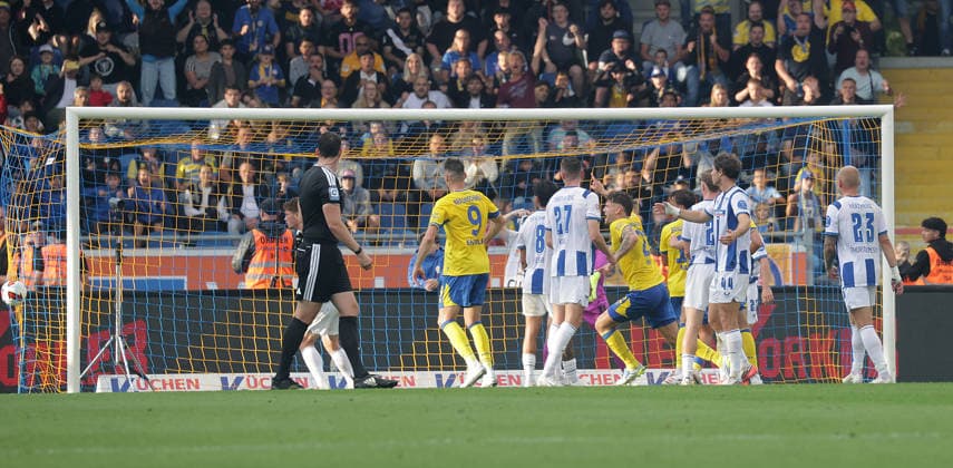 2-0 durch Kevin Ehlers (Eintracht Braunschweig) Fussball, Herren, Saison 2026 2027 2.BL, Eintracht Stadion, Eintracht Braunschweig gegen Hertha BSC Berlin DFL REGULATIONS PROHIBIT ANY USE OF PHOTOGRAPHS AS IMAGE SEQUENCES AND OR QUASI-VIDEO. *** 2-0 by Kevin Ehlers, Eintracht Braunschweig Soccer, Men s, 2026–2027 season, 2. Bundesliga, Eintracht Stadium, Eintracht Braunschweig vs. Hertha BSC Berlin DFL REGULATIONS PROHIBIT ANY USE OF PHOTOGRAPHS AS IMAGE SEQUENCES AND OR QUASI-VIDEO