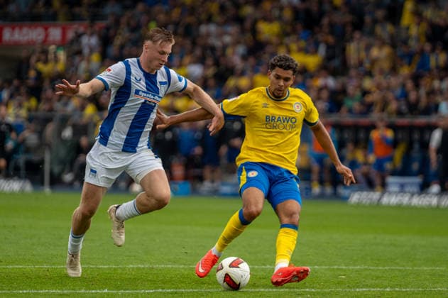 Deutschland: Fussball 2. Bundesliga, 3. Spieltag 2026 2027, Eintracht Braunschweig - Hertha BSC am 28.08.2026 in Braunschweig (Eintracht-Stadion): Chance Yann Sturm (Eintracht Braunschweig, 7) *** German Soccer 2. Bundesliga, Matchday 3, 2026–2027, Eintracht Braunschweig vs. Hertha BSC on August 28, 2026, at Eintracht Stadium in Braunschweig; Yann Sturm (Eintracht Braunschweig), 7 Copyright: xSvenxHeidmannx