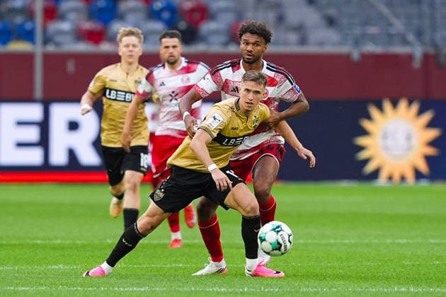 August 28, 2026, xydrx, Soccer, 3rd Division, Fortuna Düsseldorf vs. VfB Stuttgart II, 2026–2027 season, Merkur Spiel Arena, Oliver Roelke, VfB Stuttgart II, No. 11 in a tackle against Elias Egouli of Fortuna Düsseldorf, No. 44. DFB regulations prohibit any use of photographs as image sequences and or quasi-video. Copyright: HMBxMedia YannisxDreimann