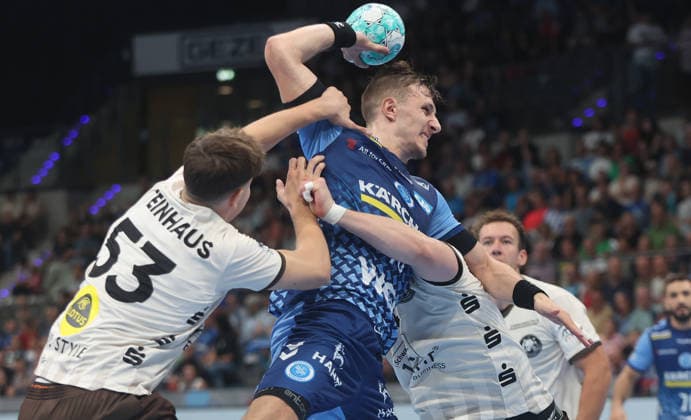 Stuttgart, Opel HBL Handball, TVB Stuttgart vs. Bergischer HC, Simone Mengon (TVB)
