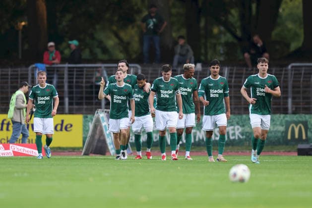 August 28, 2026, Men s Soccer, 2026–2027 Season, Bavarian Regional League, Matchday 6: 1 FC Schweinfurt 1905 vs. SpVgg Greuther Fürth II. Philipp Hack 7, 1 FC Schweinfurt 1905, second from the left, celebrates the 3–0 lead after a penalty kick at Schweinfurt’s Sachs Stadium in Bavaria, Germany