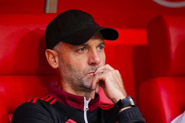 August 28, 2026, xydrx, Soccer, 3. Liga, Fortuna Düsseldorf vs. VfB Stuttgart II, 2026–2027 season, Merkur Spiel Arena: Alexander Ende, head coach of Fortuna Düsseldorf, deep in thought on the bench. DFB regulations prohibit any use of photographs as image sequences and or quasi-video. Copyright: HMBxMedia YannisxDreimann
