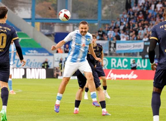 CFC vs. FC Carl Zeiss Jena, August 28, 2026, Chemnitz, eins Stadium on Gellertstrasse, Sports, Soccer, Northeast Regional League 2026–2027, Matchday 7, CFC, CFC vs. FC Carl Zeiss Jena, Andreas Geipl on the ball, Chemnitz, Saxony, Germany
