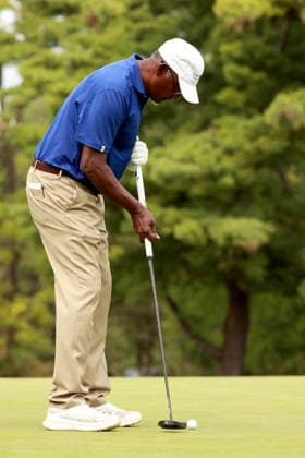 The Ally Challenge GRAND BLANC,MICHIGAN-AUGUST 28: Vijay Singh of Fiji putts on the 1st tee during the first round of The Ally Challenge presented by McLaren at Warwick Hills Golf & Country Club, Grand Blanc, MI, USA Friday, August 28, 2026. Grand Blanc Michigan United States  Copyright: xAmyxLemusx originalFilename:lemus-theallyc260828_nplnG.jpg