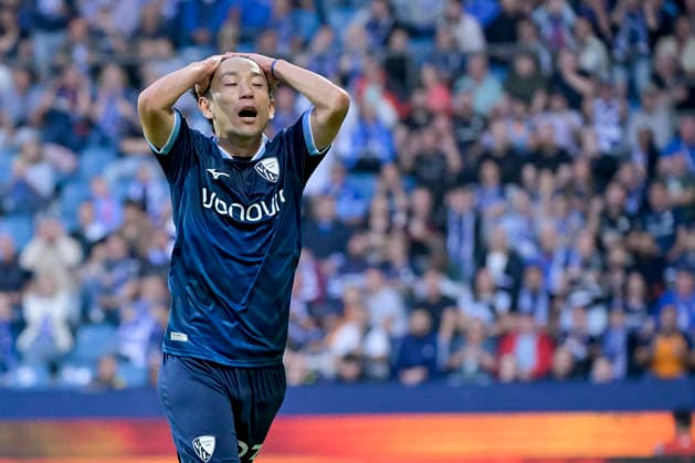 Kojj Miyoshi(VfL Bochum) enttaeuscht waehrend des spiels der 2. Bundesliga zwischen VfL Bochum und VfL Osnabrueck, Vonovia Ruhrstadion am 28. August 2026 in Bochum, Deutschland. (Foto von Max Maiwald DeFodi Images) +++ Kojj Miyoshi(VfL Bochum) looks dejected during the 2nd Bundesliga match between VfL Bochum and VfL Osnabrueck at Vonovia Ruhrstadion on August 28, 2026 in Bochum, Germany. (Photo by Max Maiwald DeFodi Images) DFB DFL REGULATIONS PROHIBIT ANY USE OF PHOTOGRAPHS AS IMAGE SEQUENCES AND OR QUASI-VIDEO. (Photo by Max Maiwald DeFodi Images) - *** Kojj Miyoshi of VfL Bochum looks dejected during the 2. Bundesliga match between VfL Bochum and VfL Osnabrück at the Vonovia Ruhrstadion on August 28, 2026, in Bochum, Germany. Photo by Max Maiwald, DeFodi Images. Kojj Miyoshi of VfL Bochum looks dejected during the 2nd Bundesliga match between VfL Bochum and VfL Osnabrück at Vonovia Ruhrstadion on August 28, 2026 in Bochum, Germany. Photo by Max Maiwald, DeFodi Images. DFB and DFL regulations prohibit any use of photographs as image sequences and or quasi-video. Photo by Max Maiwald, DeFodi Images.