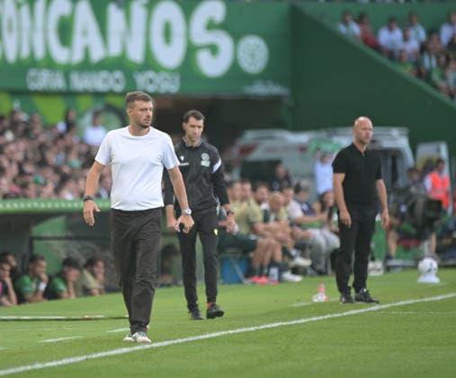 ESP LaLiga EA Sports: Racing Santander vs. Elche CF — Martin Anselmi, coach of Elche, during the LaLiga EA Sports match between Racing Santander and Elche CF, played at Campos de Sport de El Sardinero Stadium in Cantabria on August 28, 2026, in Spain — Spain Soccer Copyright: xAgenciaxLOFx