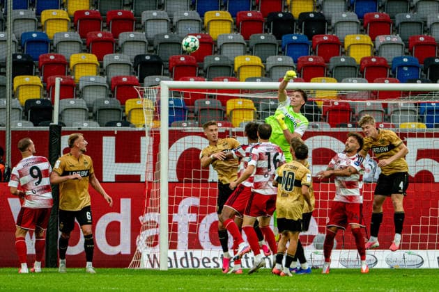 Third Division: Fortuna Düsseldorf vs. VfB Stuttgart II, Matchday 3, August 28, 2026; Jerik von der Felsen (VfB Stuttgart II) 1; Third Division: Fortuna Düsseldorf vs. VfB Stuttgart II, Matchday 3, August 28, 2026, Merkur Spielarena, Düsseldorf DFB REGULATIONS PROHIBIT ANY USE OF PHOTOGRAPHS AS IMAGE SEQUENCES AND OR QUASI-VIDEO Copyright: xBEAUTIFULxSPORTS Erlhofx