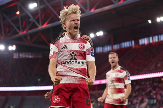 Andreas Mueller of Fortuna Düsseldorf celebrates his goal, which made the score 1–0, during the 3. Liga match between Fortuna Düsseldorf and VfB Stuttgart II at the Merkur Spiel Arena on August 28, 2026, in Düsseldorf, Germany. Photo by Oliver Kaelke, DeFodi Images. Andreas Mueller of Fortuna Düsseldorf celebrates after scoring his team’s first goal during the 3. Liga match between Fortuna Düsseldorf and VfB Stuttgart II at Merkur Spiel Arena on August 28, 2026 in Düsseldorf, Germany. Photo by Oliver Kaelke, DeFodi Images. DFB and DFL regulations prohibit any use of photographs as image sequences and or quasi-video. Photo by Oliver Kaelke, DeFodi Images.