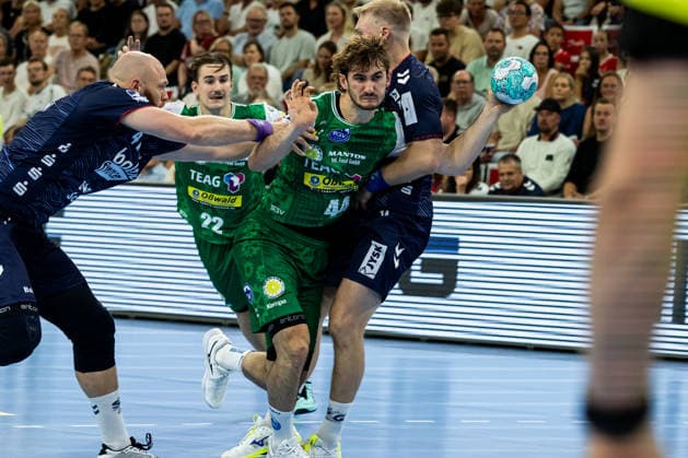 Opel HBL SG Flensburg Handewitt vs. ThSV Eisenach, August 28, 2026: Stephan Seitz, No. 44, of ThSV Eisenach on the attack. Opel HBL SG Flensburg Handewitt vs. ThSV Eisenach, GGW Arena, August 28, 2026 Copyright: xBEAUTIFULxSPORTS MarioxM.xKobergx