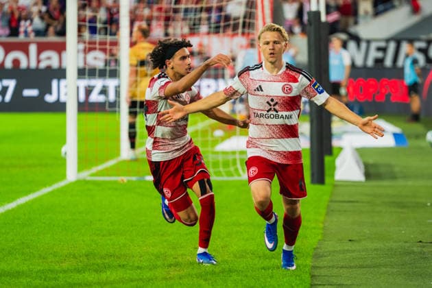 Anas Slimani of Fortuna Düsseldorf, 34, and Andreas Mueller of Fortuna Düsseldorf, 06, the goal scorers, celebrate Fortuna Düsseldorf s 1–0 lead. Fortuna Düsseldorf vs. VFB Stuttgart II, soccer, 3. Liga, Matchday 3, 2026–27 season, August 28, 2026, DFL regulations prohibit any use of photographs as image sequences and or quasi-video. Fortuna Düsseldorf vs. VFB Stuttgart II, soccer, 3. Liga, Matchday 3, 2026–27 season, August 28, 2026, Düsseldorf Copyright: xEibner-Pressefoto LukasxBaldygax EP_LBA