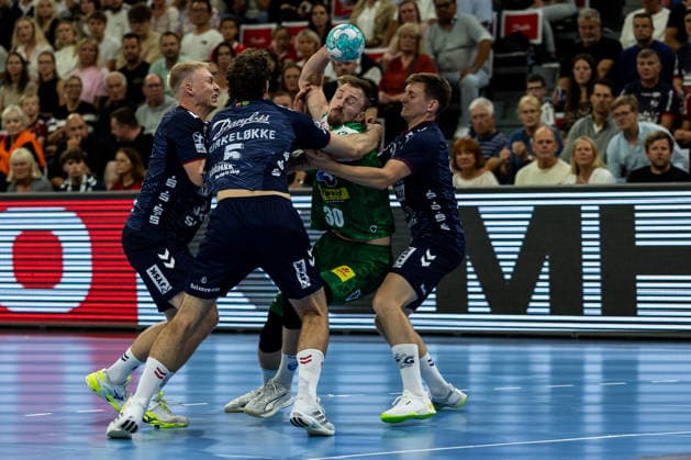 Opel HBL SG Flensburg Handewitt vs. ThSV Eisenach, August 28, 2026: Dominik Solak, No. 30, of ThSV Eisenach on the attack. Opel HBL SG Flensburg Handewitt vs. ThSV Eisenach, GGW Arena, August 28, 2026 Copyright: xBEAUTIFULxSPORTS MarioxM.xKobergx