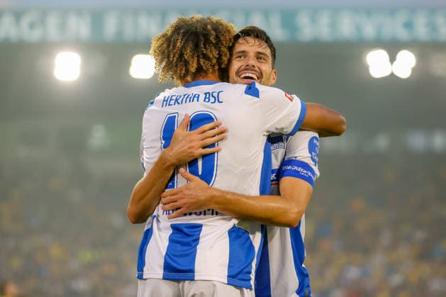28.08.2026, xtgx Fussball - 2.Bundesliga Eintracht Braunschweig - Hertha BSC Berlin emspor, v.l. Jubel nach dem 2:5 durchb Oluwaseun Adewumi (Hertha, 19) (DFL DFB REGULATIONS PROHIBIT ANY USE OF PHOTOGRAPHS as IMAGE SEQUENCES and or QUASI-VIDEO) Braunschweig *** August 28, 2026, xtgx Soccer 2. Bundesliga Eintracht Braunschweig Hertha BSC Berlin emspor, from left: Celebrations after Oluwaseun Adewumi’s 2-5 goal for Hertha, 19 DFL DFB REGULATIONS PROHIBIT ANY USE OF PHOTOGRAPHS AS IMAGE SEQUENCES AND OR QUASI-VIDEO Braunschweig