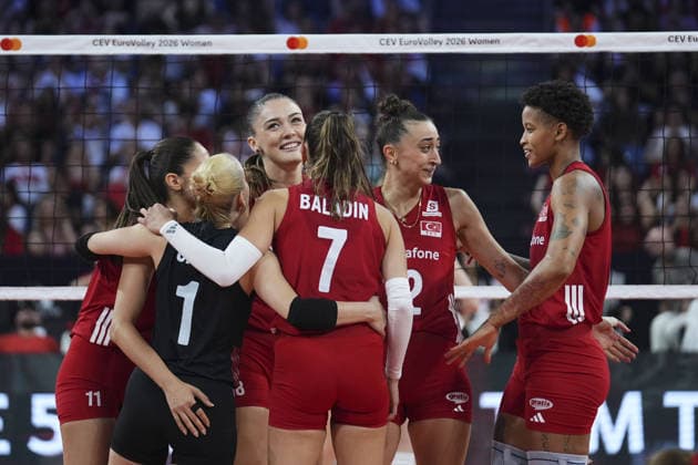 Turkiye v Poland - CEV EuroVolley 2026 ISTANBUL, TURKIYE - AUGUST 28: Players of Turkiye celebrate after a point during the CEV EuroVolley 2026 Women Group A match between Turkiye and Poland at Sinan Erdem Dome in Istanbul, Turkiye on August 28, 2026. Bunyamin Celik Anadolu Istanbul Turkey. Editorial use only. Please get in touch for any other usage.  Copyright: x2026xAnadoluxBunyaminxCelikx