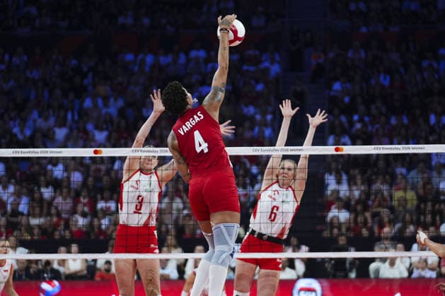 Turkiye v Poland - CEV EuroVolley 2026 ISTANBUL, TURKIYE - AUGUST 28: Melissa Teresa Vargas (4) of Turkiye in action against Magdalena Stysiak (3) of Poland during the CEV EuroVolley 2026 Women Group A match between Turkiye and Poland at Sinan Erdem Dome in Istanbul, Turkiye on August 28, 2026. Bunyamin Celik Anadolu Istanbul Turkey. Editorial use only. Please get in touch for any other usage.  Copyright: x2026xAnadoluxBunyaminxCelikx